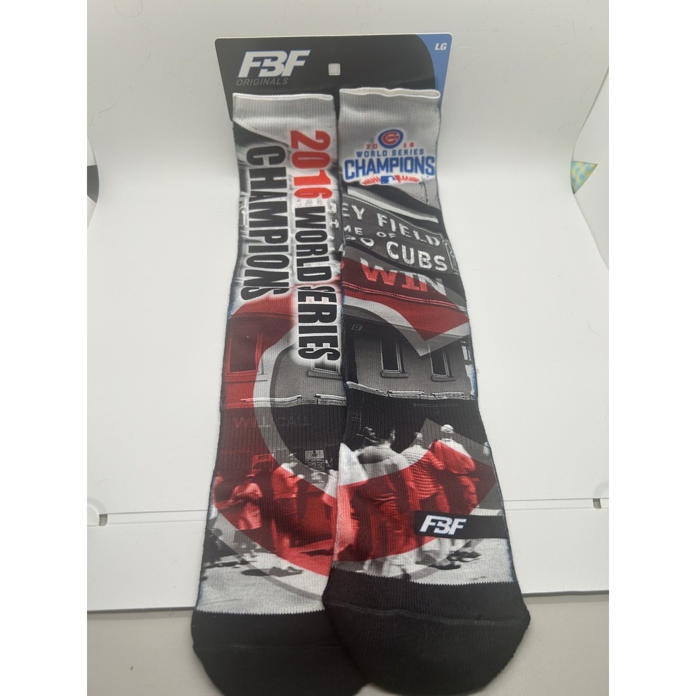 FBF Originals Chicago Cubs 2016 World Series Champions Men's Socks Size Large